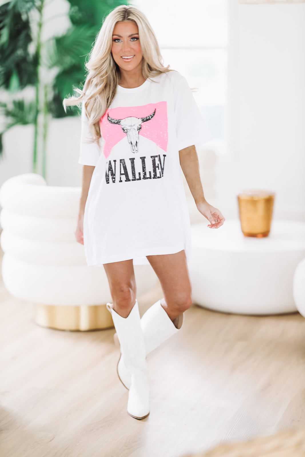 HAZEL & OLIVE, Wallen T - T Shirt Dress - White and Pink